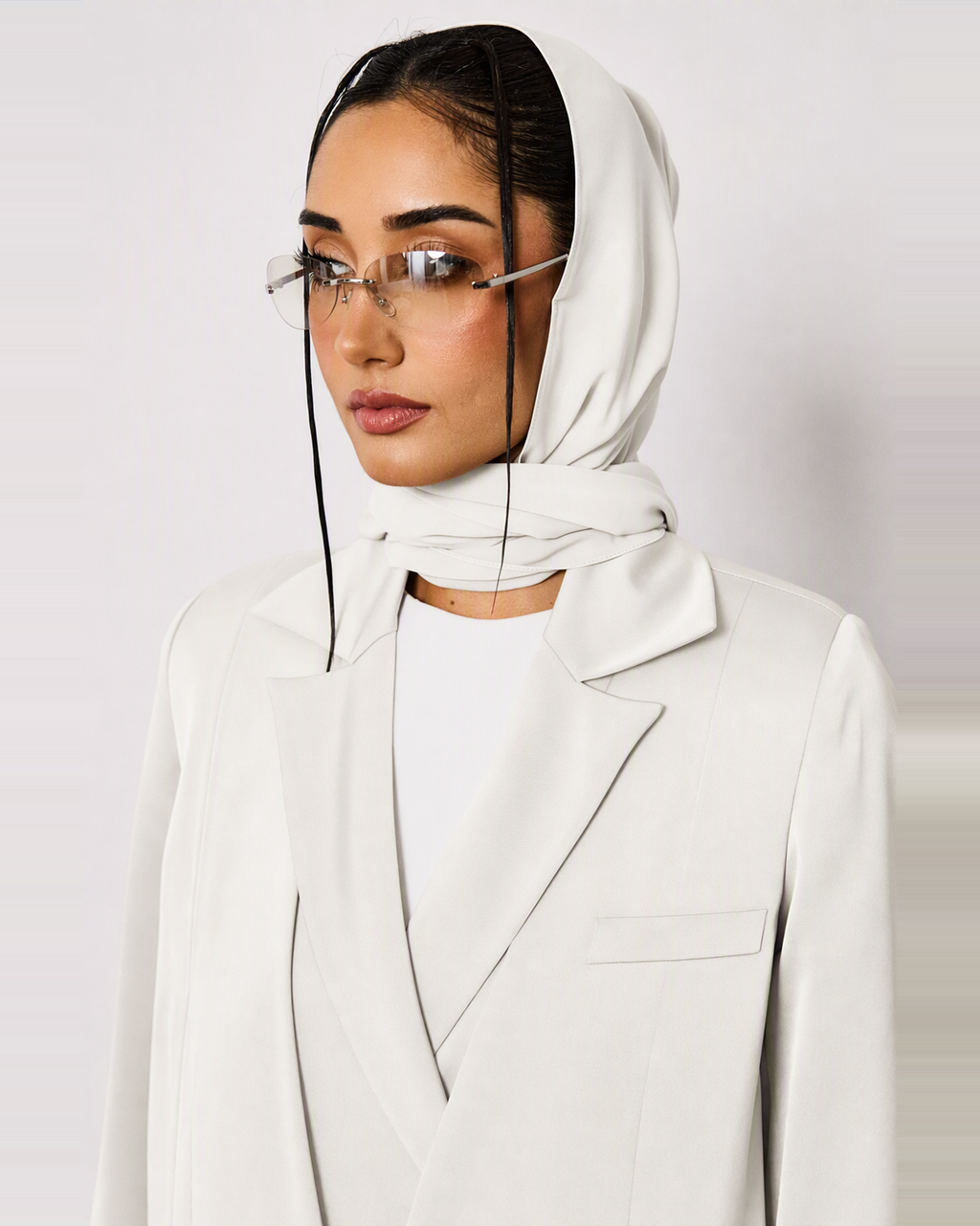 Mira Abaya in White by FILO – view 4
