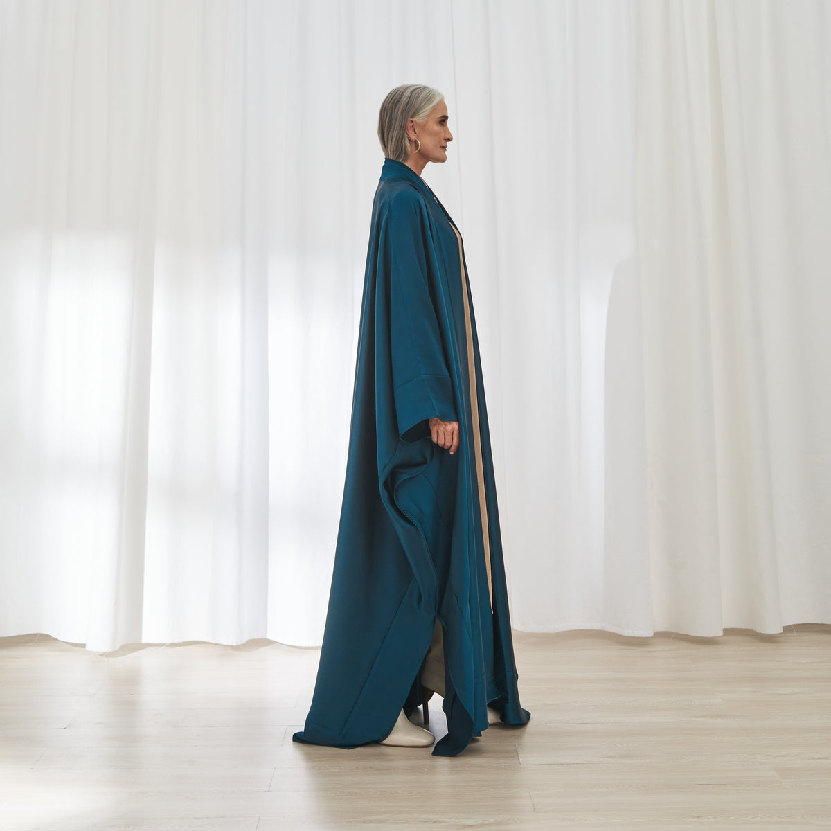 Maysa abaya in Petrol by FILO, side view