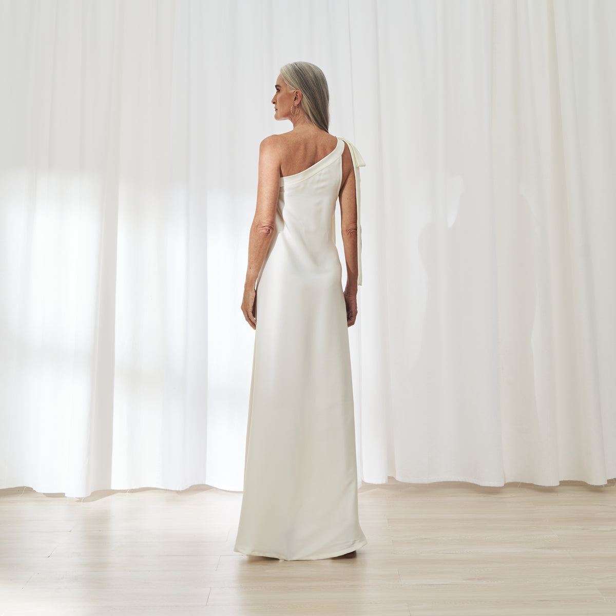 Bayan dress in Ivory by FILO, back view